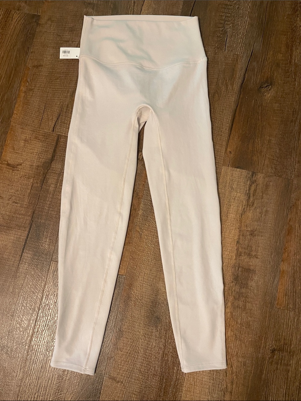 Women’s  High-Waist Leggings in cream